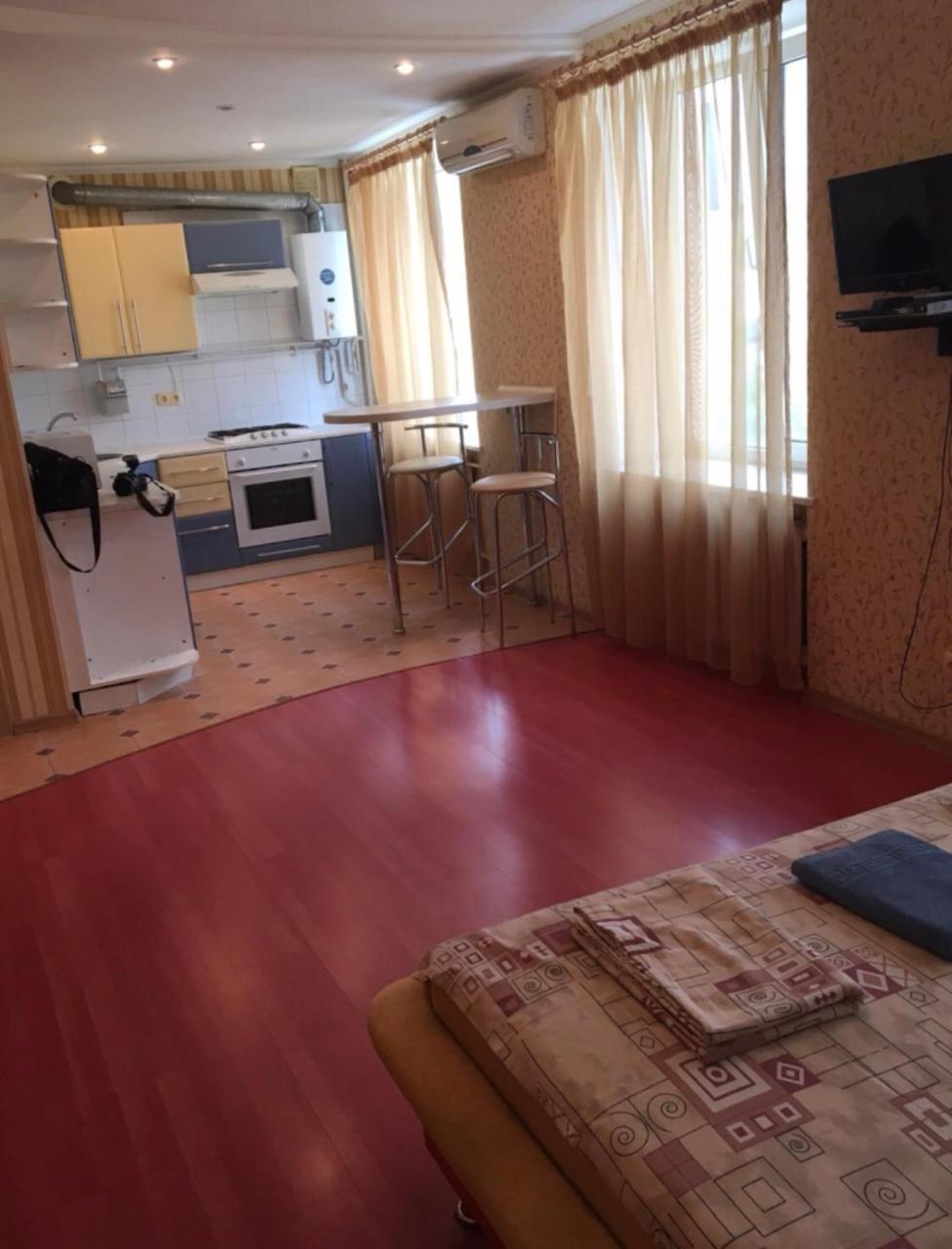חרסון Red Apartment 2019 Very Centre מראה חיצוני תמונה