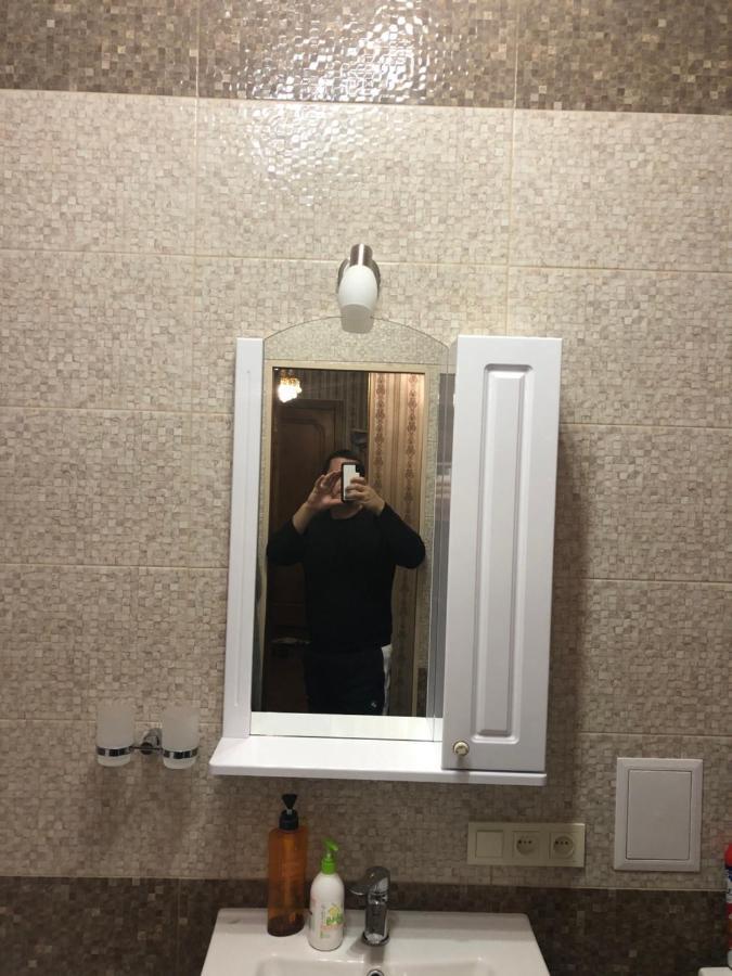 חרסון Red Apartment 2019 Very Centre מראה חיצוני תמונה